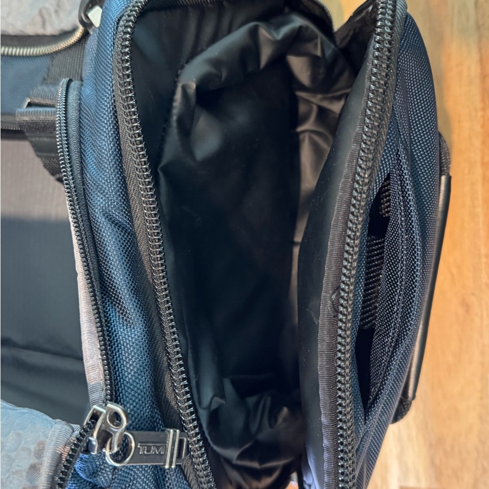 Tumi Alpha Bravo Mason Duffle - Picture 16 of 16